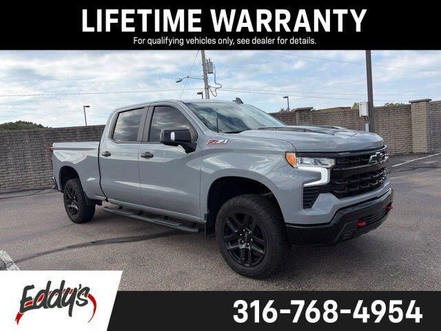 2024 Chevrolet Silverado 1500 LT Trail Boss — photo 1 of 13