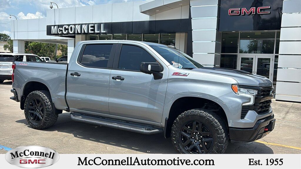2024 Chevrolet Silverado 1500 LT Trail Boss — photo 1 of 12