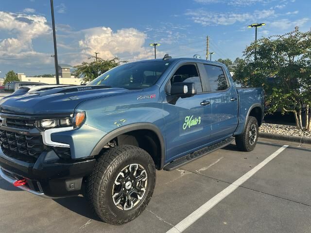 2024 Chevrolet Silverado 1500 ZR2