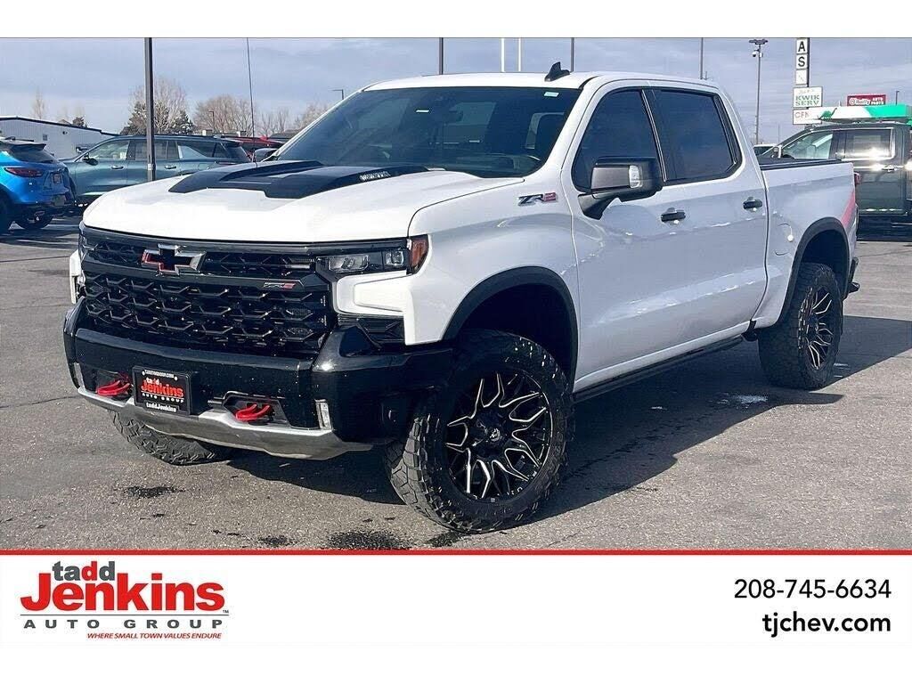 2024 Chevrolet Silverado 1500 ZR2 — photo 1 of 2