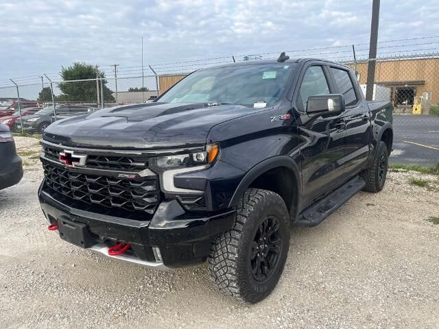 2022 Chevrolet Silverado 1500 ZR2 — photo 1 of 15