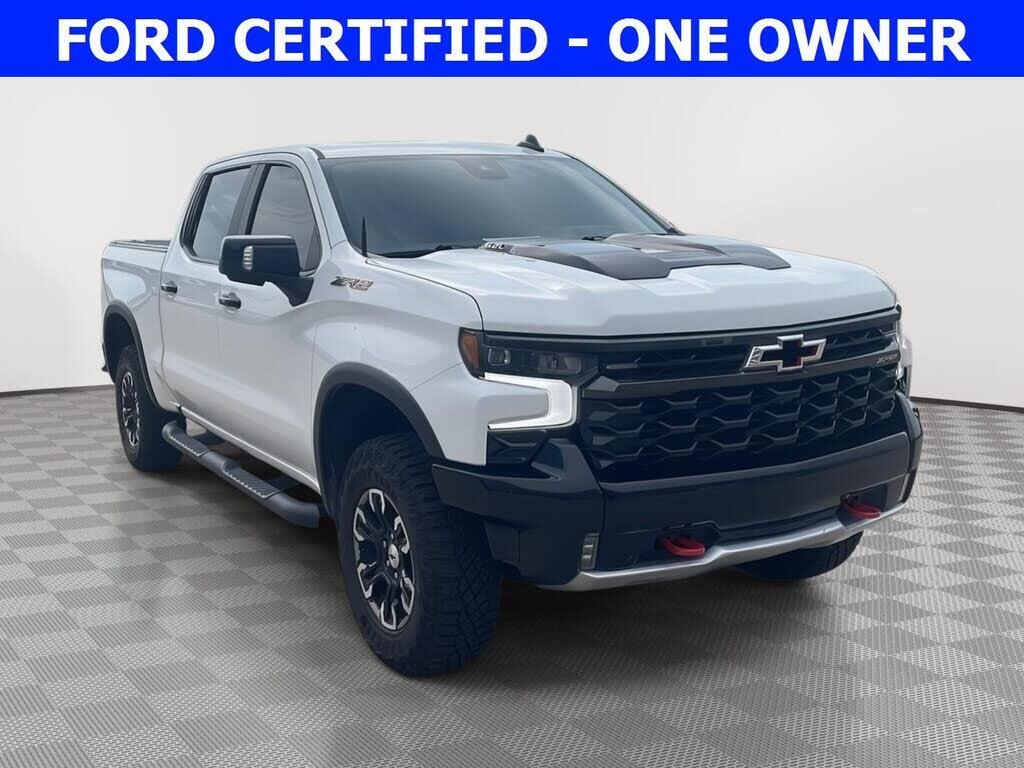 2022 Chevrolet Silverado 1500 ZR2 — photo 1 of 1