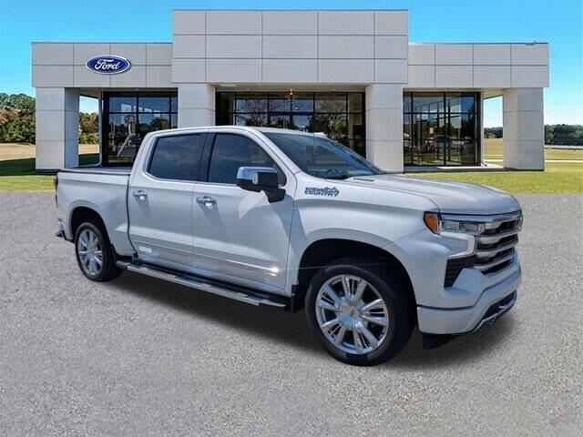2024 Chevrolet Silverado 1500 High Country — photo 1 of 26