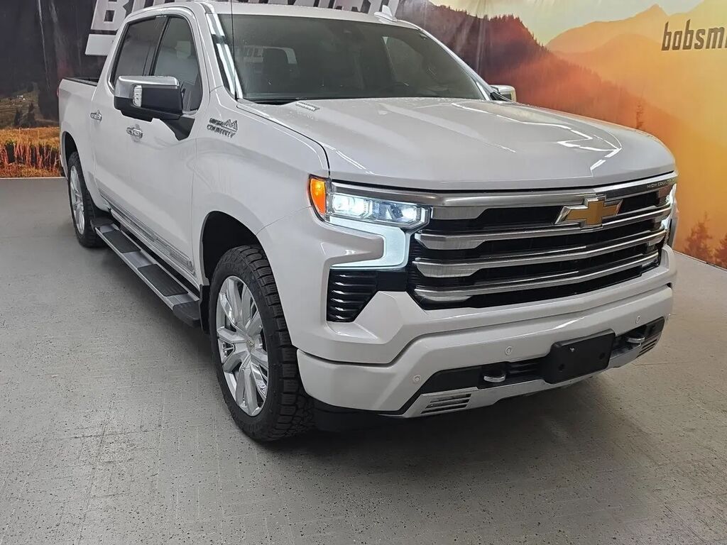 2023 Chevrolet Silverado 1500 High Country — photo 1 of 13