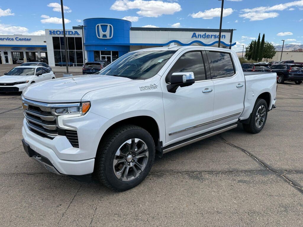 2023 Chevrolet Silverado 1500 High Country — photo 1 of 26