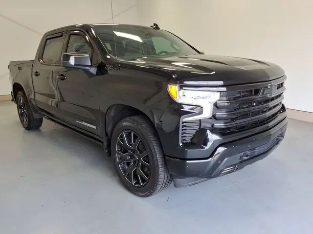 2023 Chevrolet Silverado 1500 High Country — photo 1 of 39