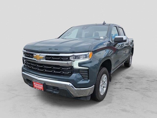 2025 Chevrolet Silverado 1500 LT — photo 1 of 82