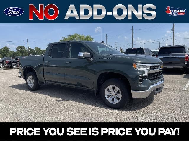 2025 Chevrolet Silverado 1500 LT — photo 1 of 36
