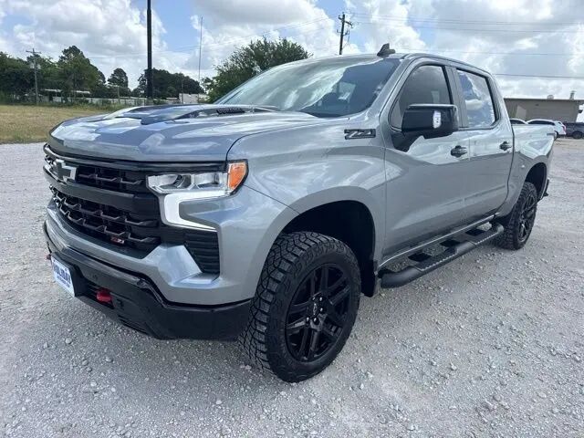 2025 Chevrolet Silverado 1500 LT Trail Boss — photo 1 of 13