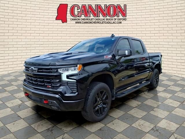 2025 Chevrolet Silverado 1500 LT Trail Boss — photo 1 of 13