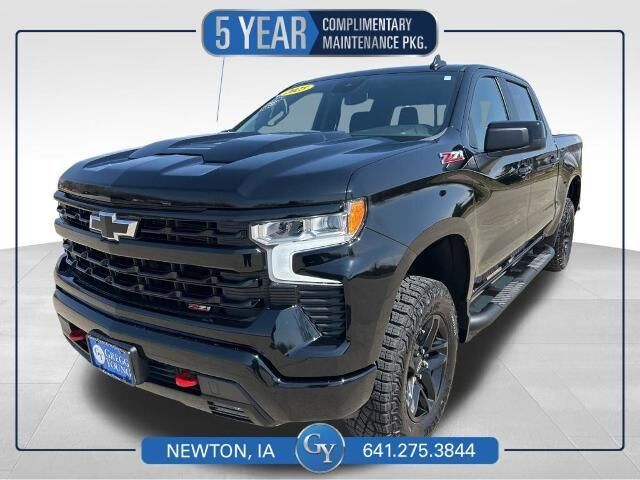 2025 Chevrolet Silverado 1500 LT Trail Boss — photo 1 of 13