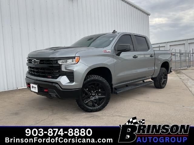 2025 Chevrolet Silverado 1500 LT Trail Boss — photo 1 of 13