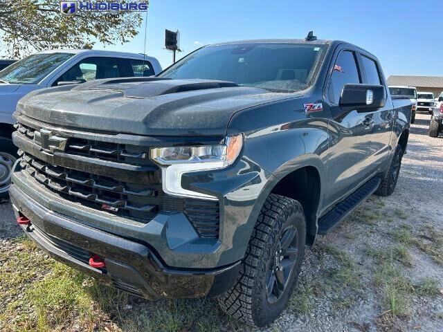2026 Chevrolet Silverado 1500 LT Trail Boss — photo 1 of 19