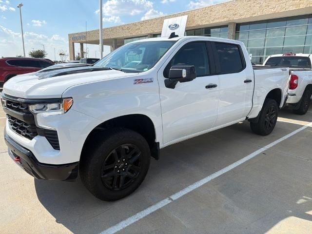 2026 Chevrolet Silverado 1500 LT Trail Boss — photo 1 of 12