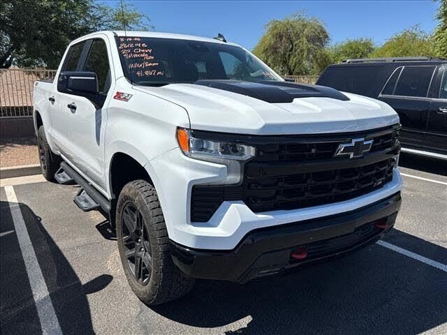 2025 Chevrolet Silverado 1500 LT Trail Boss — photo 1 of 1