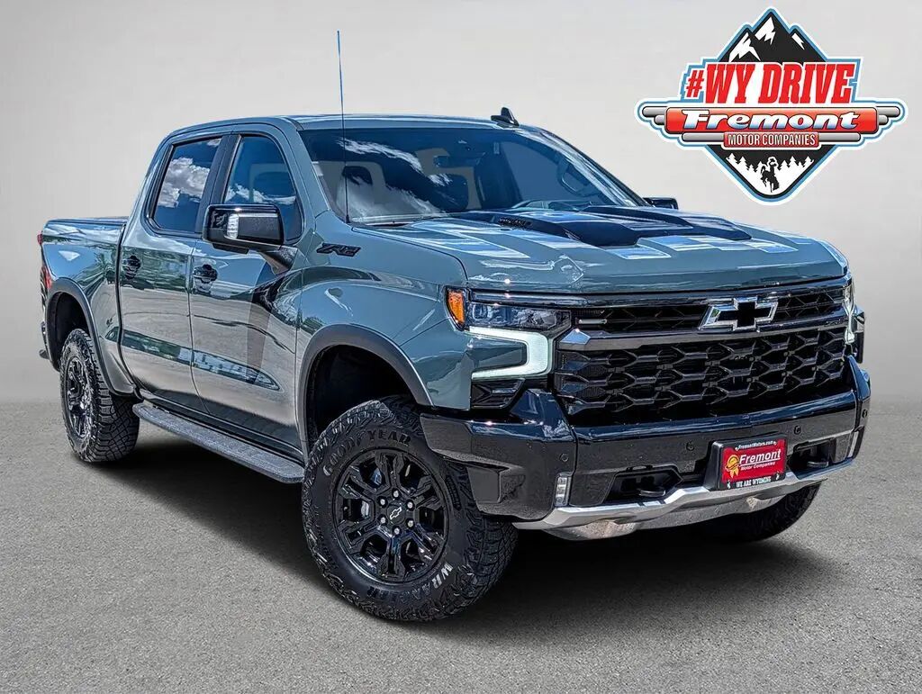 2025 Chevrolet Silverado 1500 ZR2 — photo 1 of 3