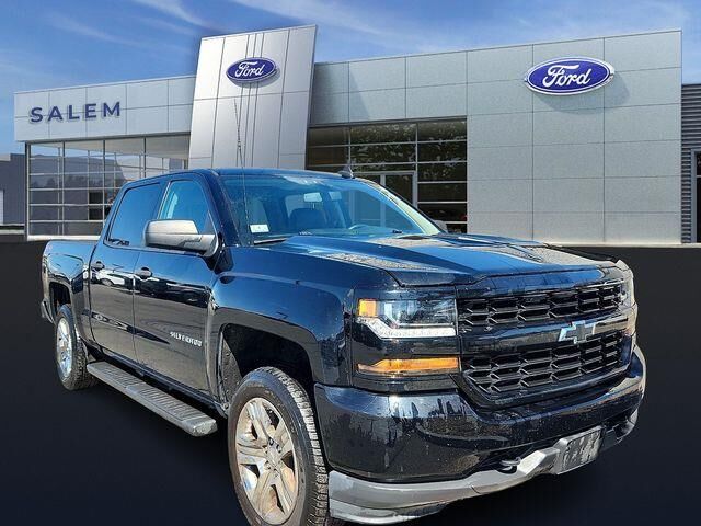 2018 Chevrolet Silverado 1500 Custom — photo 1 of 39