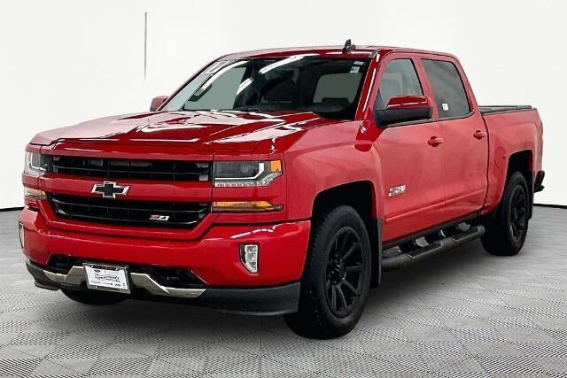 2017 Chevrolet Silverado 1500 LT — photo 1 of 26