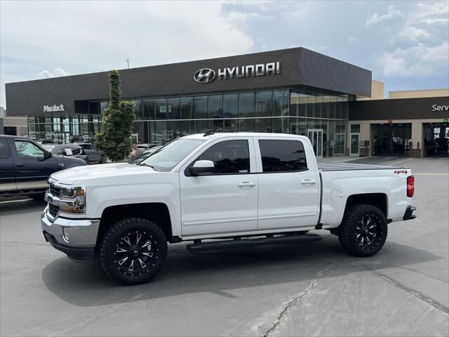 2018 Chevrolet Silverado 1500 LT — photo 1 of 13