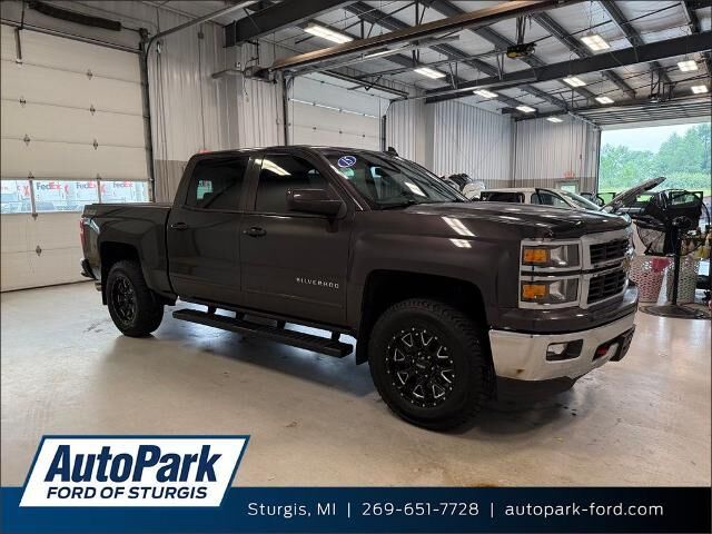 2015 Chevrolet Silverado 1500 LT — photo 1 of 13