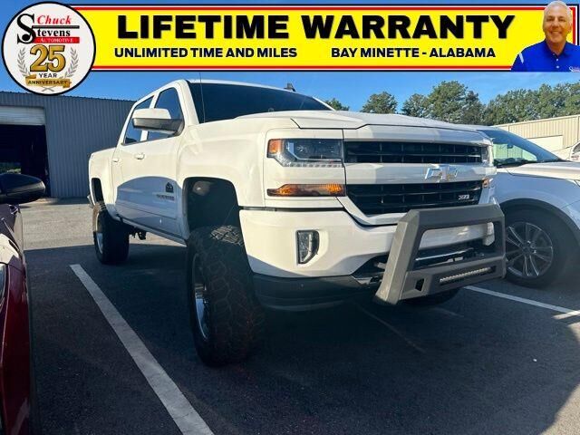 2017 Chevrolet Silverado 1500 LT — photo 1 of 26