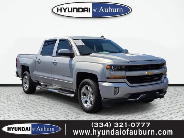 2018 Chevrolet Silverado 1500 LT — photo 1 of 13