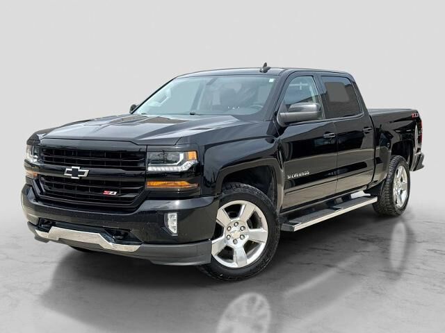 2018 Chevrolet Silverado 1500 LT — photo 1 of 13