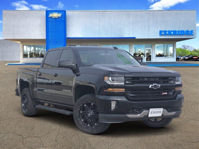 2016 Chevrolet Silverado 1500 LT — photo 1 of 13