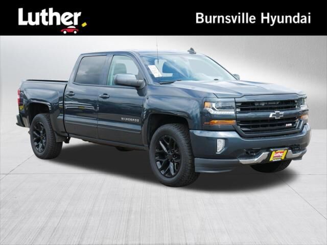 2017 Chevrolet Silverado 1500 LT — photo 1 of 13