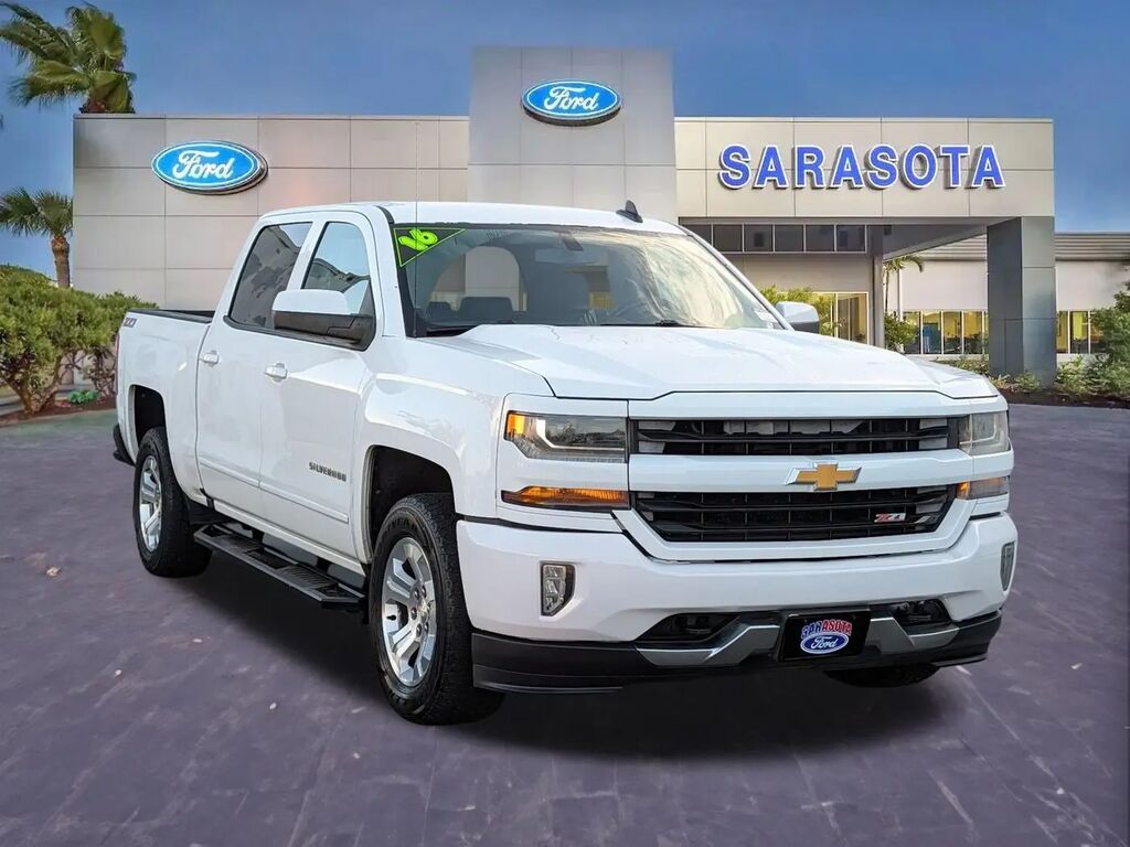 2016 Chevrolet Silverado 1500 LT — photo 1 of 26