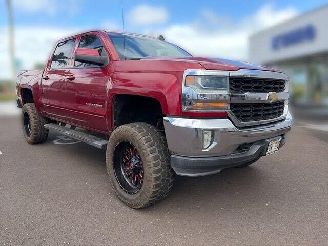 2018 Chevrolet Silverado 1500 LT — photo 1 of 2