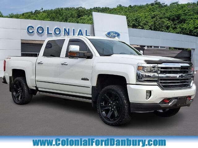 2017 Chevrolet Silverado 1500 High Country — photo 1 of 26
