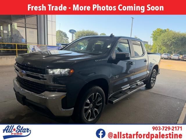 2019 Chevrolet Silverado 1500 LT — photo 1 of 2