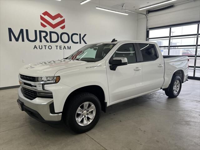 2020 Chevrolet Silverado 1500 LT — photo 1 of 13