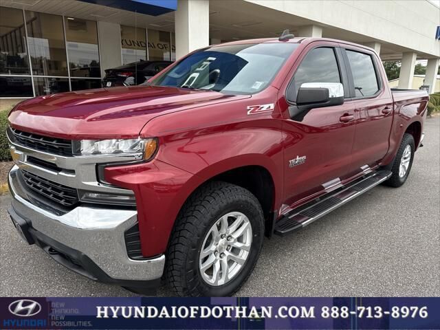 2020 Chevrolet Silverado 1500 LT — photo 1 of 13