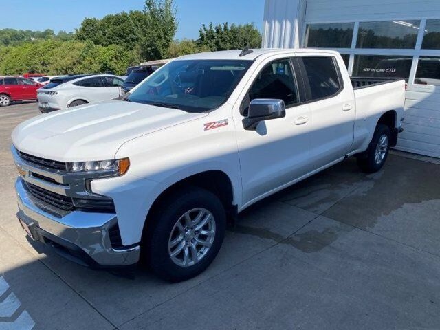 2021 Chevrolet Silverado 1500 LT — photo 1 of 2