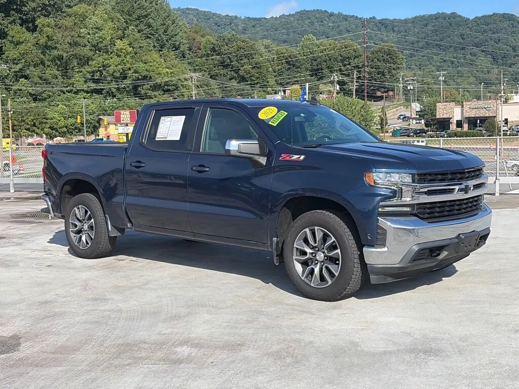 2021 Chevrolet Silverado 1500 LT — photo 1 of 13
