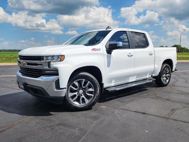 2021 Chevrolet Silverado 1500 LT — photo 1 of 30