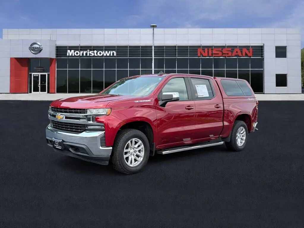 2020 Chevrolet Silverado 1500 LT — photo 1 of 13