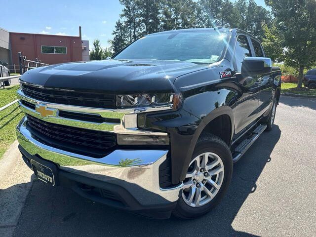 2019 Chevrolet Silverado 1500 LT — photo 1 of 7