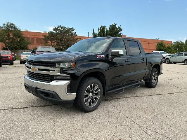 2020 Chevrolet Silverado 1500 LT — photo 1 of 13