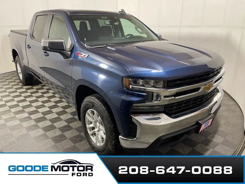 2021 Chevrolet Silverado 1500 LT — photo 1 of 16