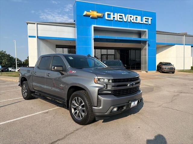 2021 Chevrolet Silverado 1500 RST — photo 1 of 19
