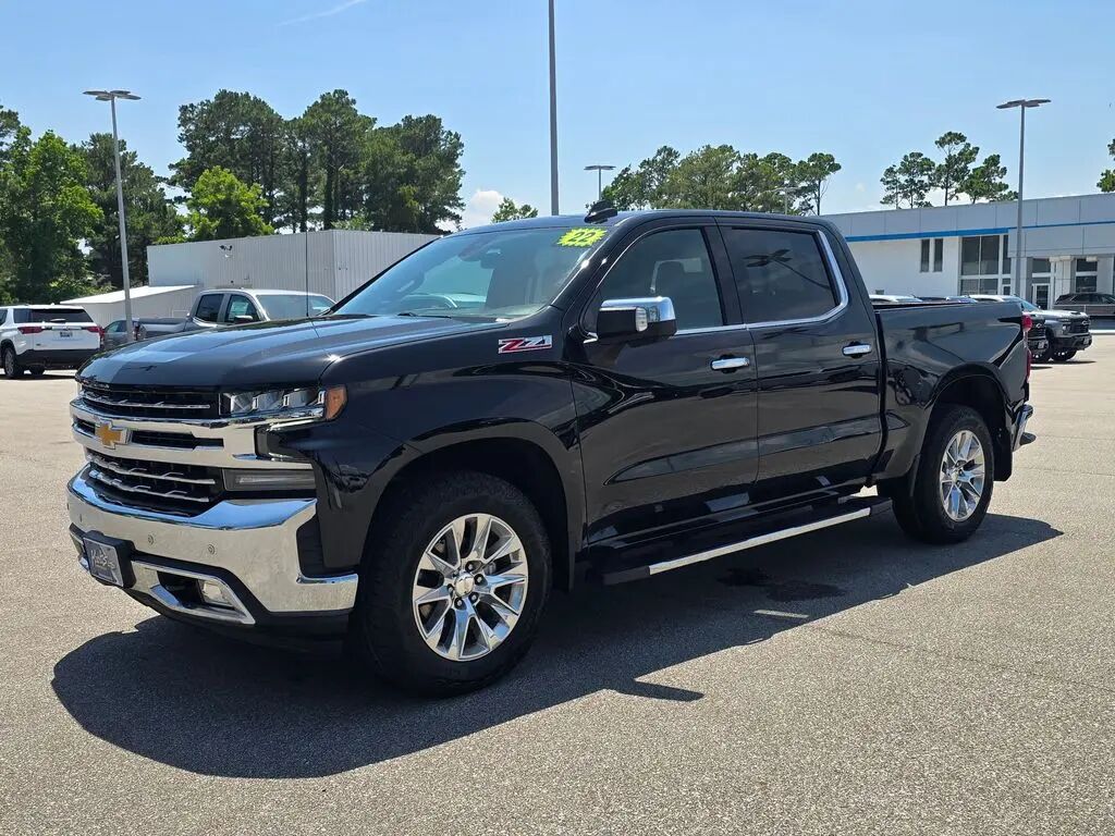 2022 Chevrolet Silverado 1500 Limited LTZ — photo 1 of 13