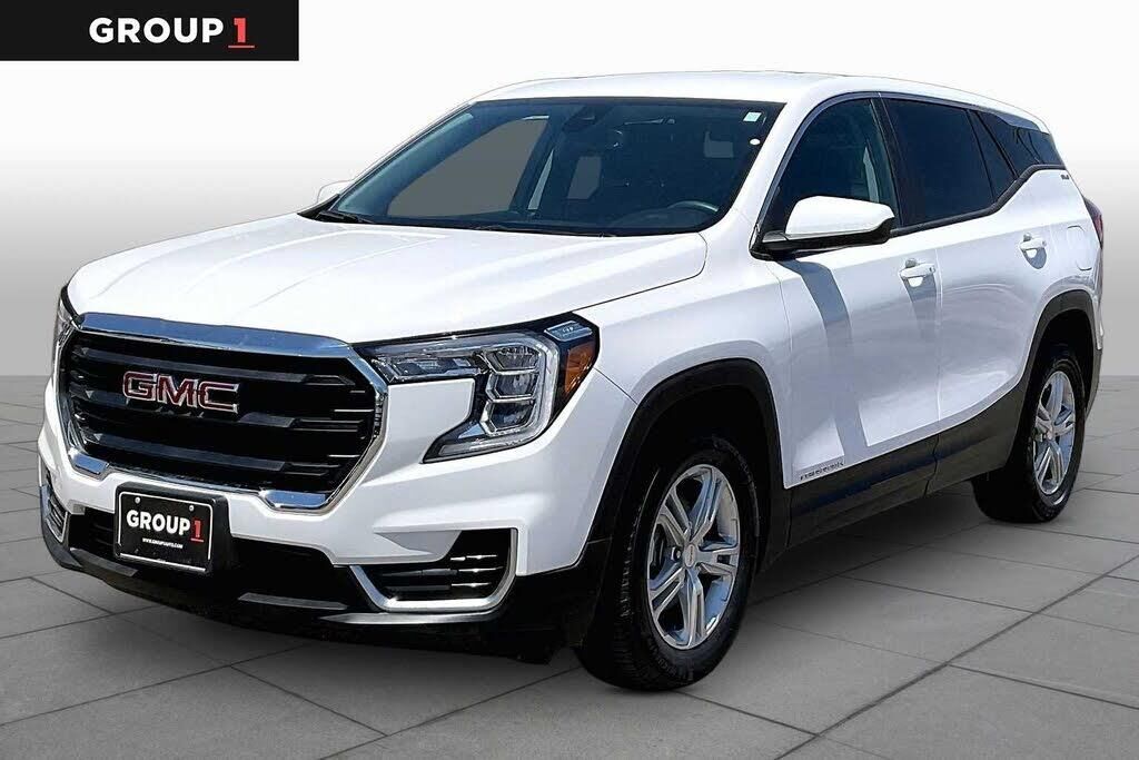 2024 GMC Terrain SLE — photo 1 of 13