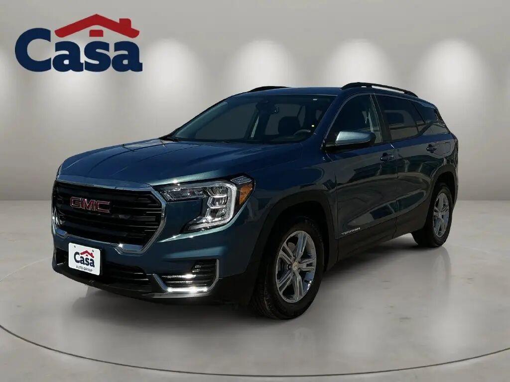 2024 GMC Terrain SLE — photo 1 of 13