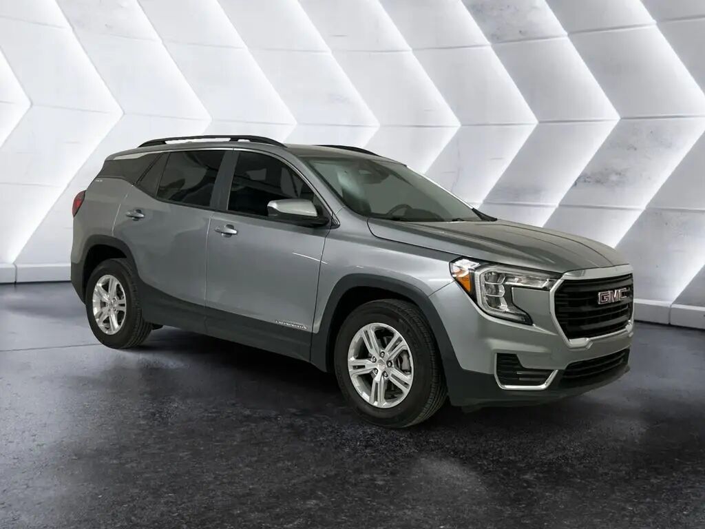 2024 GMC Terrain SLE — photo 1 of 26