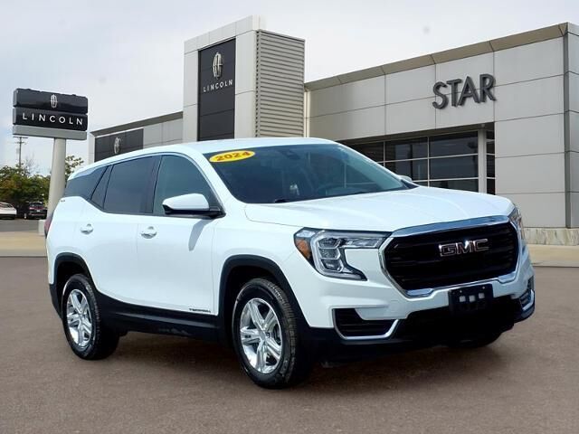 2024 GMC Terrain SLE — photo 1 of 26