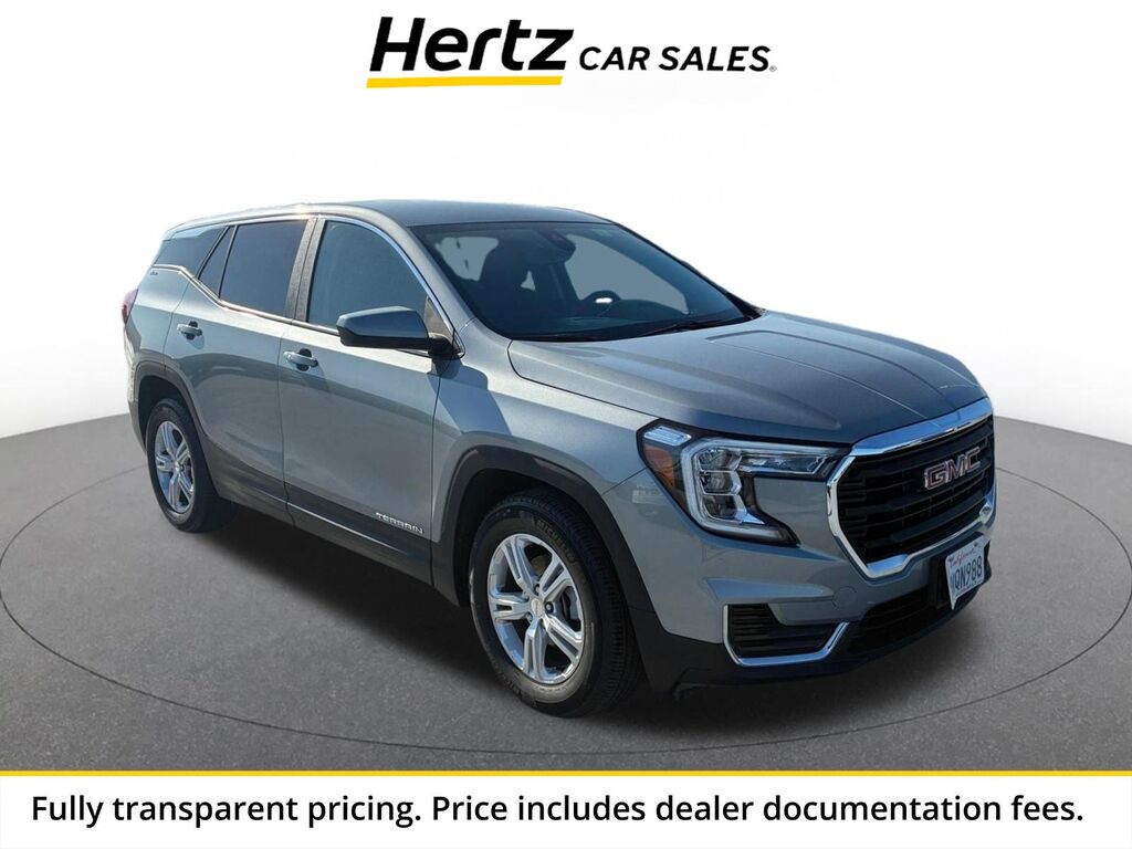 2024 GMC Terrain SLE — photo 1 of 13