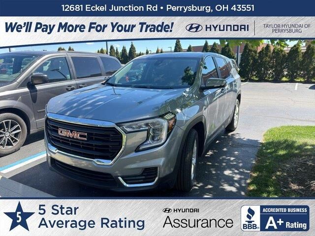 2024 GMC Terrain SLE — photo 1 of 7